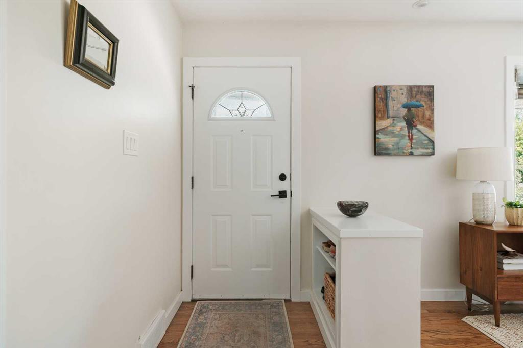 Picture for 1571 Windsor Street NW