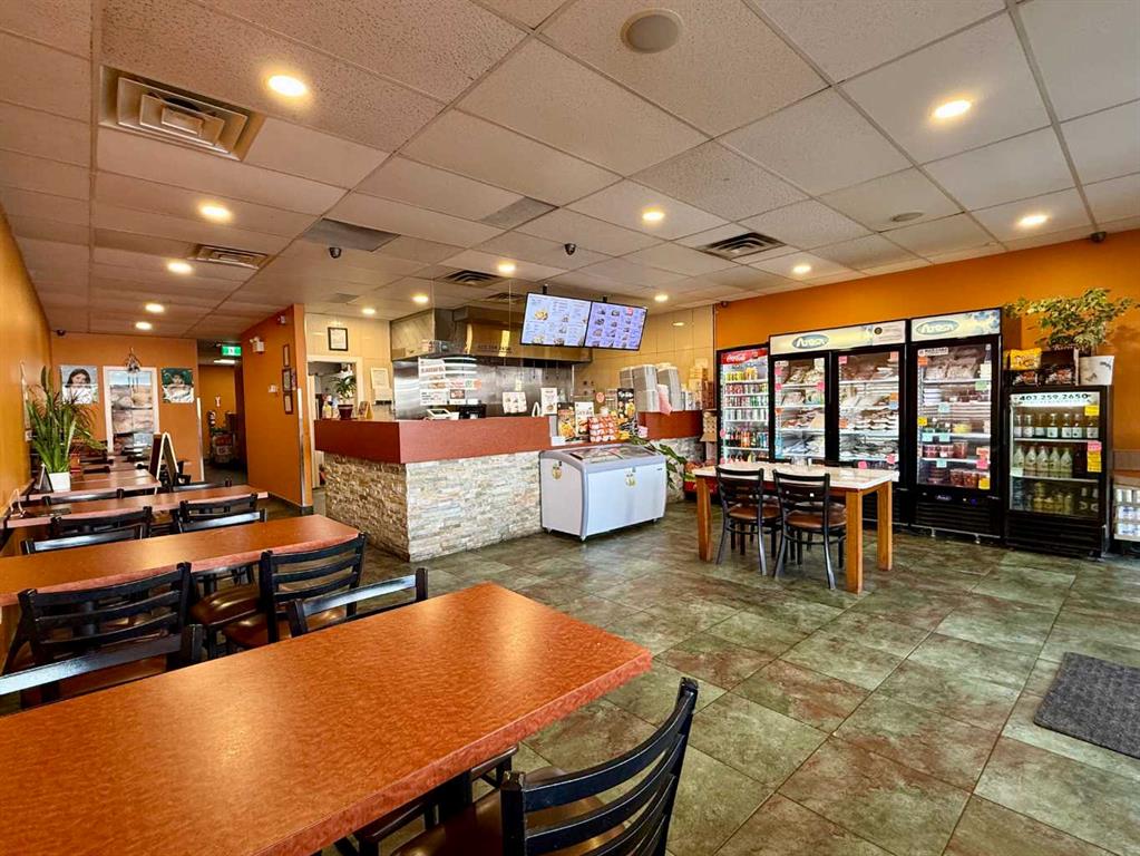 Picture for 114, 1919 Southland Drive 