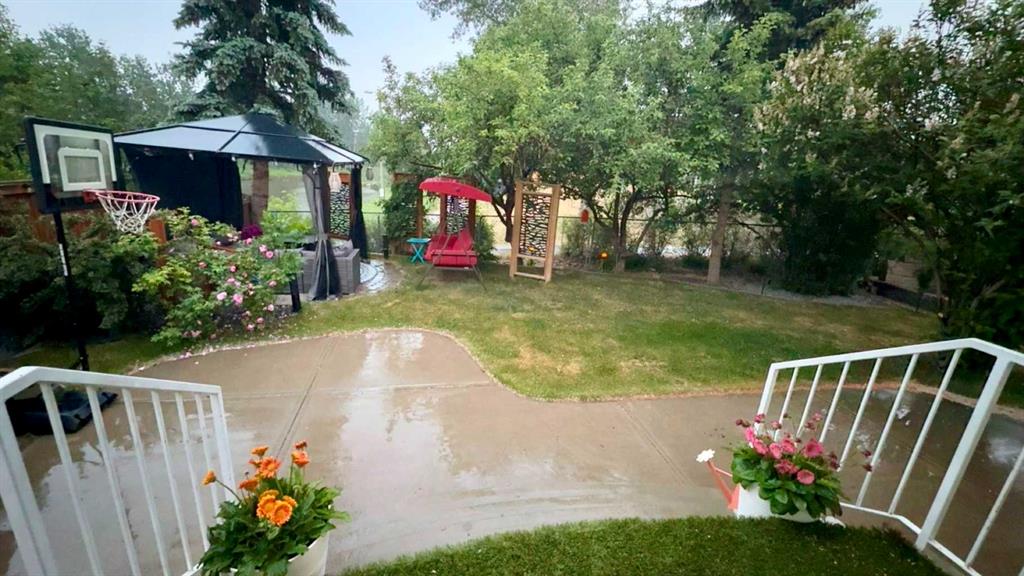 Picture for 77 Summerfield Road SE