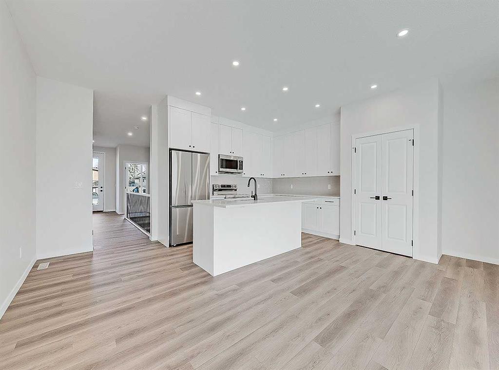 Picture for 117 5 Avenue SE