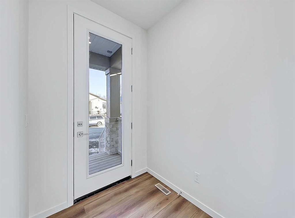 Picture for 119 5 Avenue SE