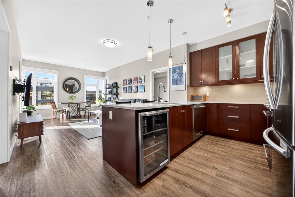 Picture for 306, 1720 10 Street SW