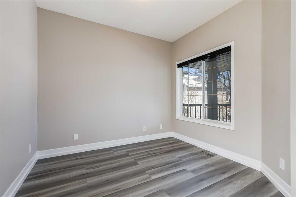 Picture for 148 Stonegate Crescent NW