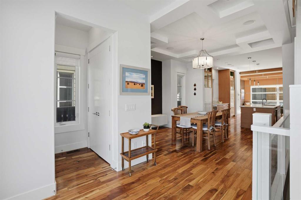 Picture for 2027 42 Avenue SW