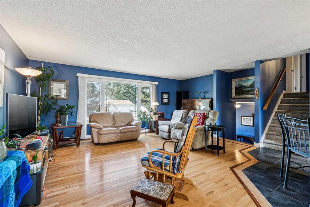 Picture for 443 Brookmere Crescent SW