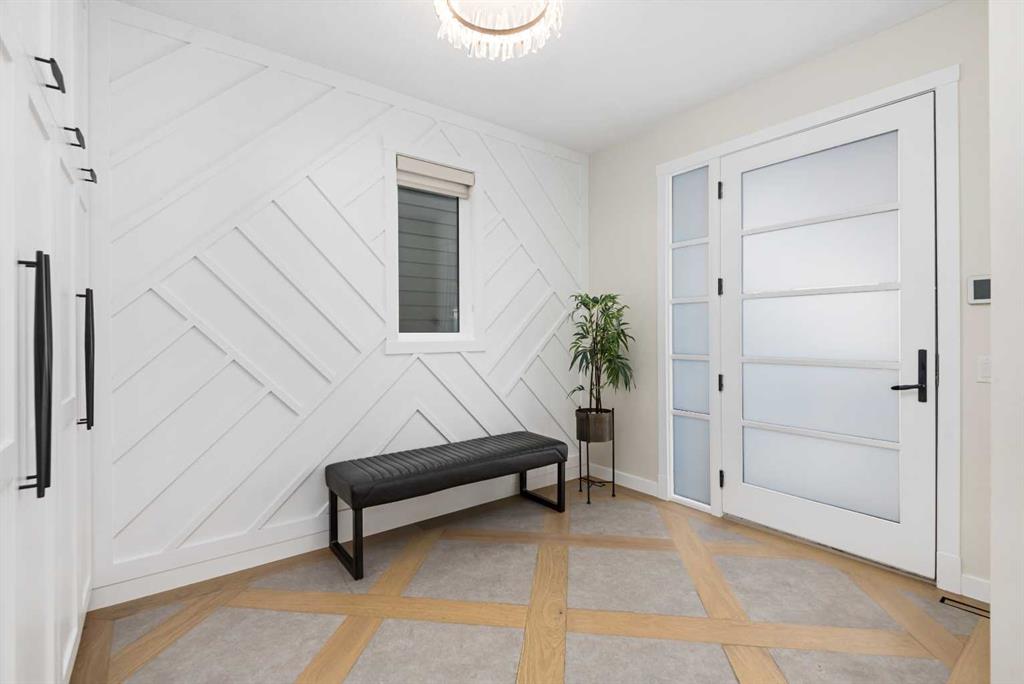 Picture for 4908 22 Street SW