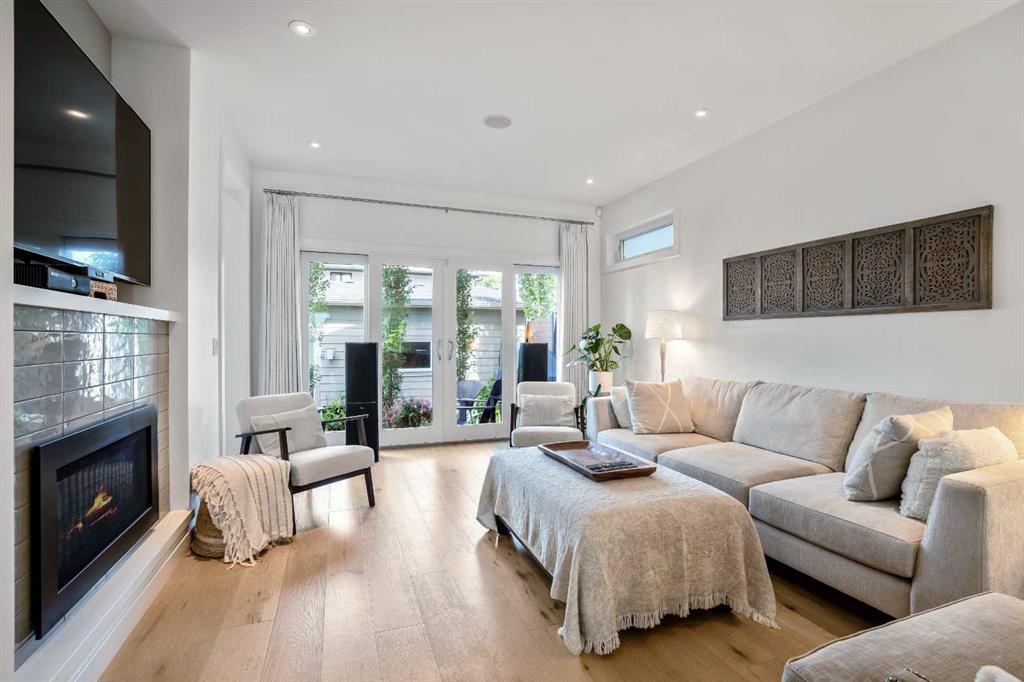 Picture for 2136 53 Avenue SW