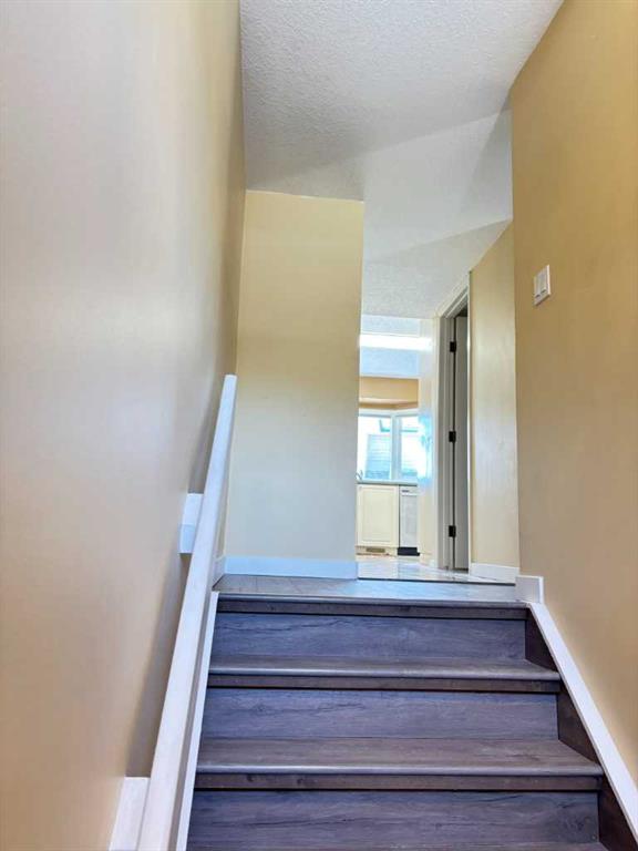 Picture for 44 Edgemont Estates Road NW Road NW