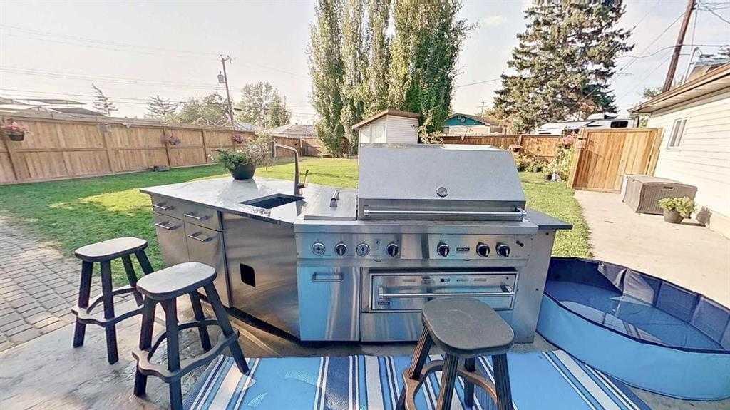 Picture for 1423 18 Street NE