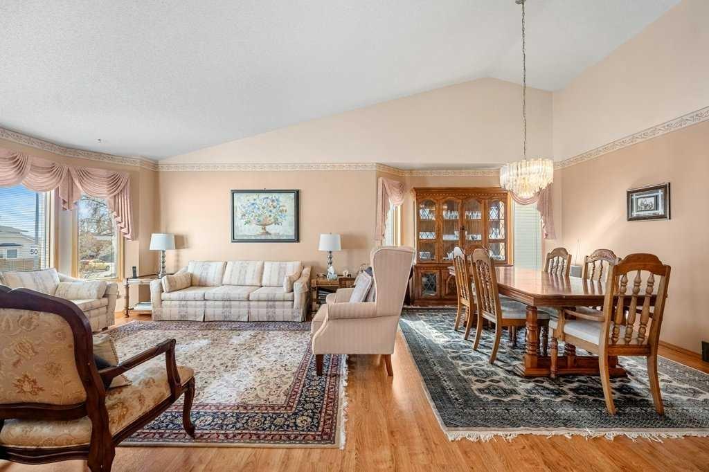 Picture for 104 Arbour Lake Way NW