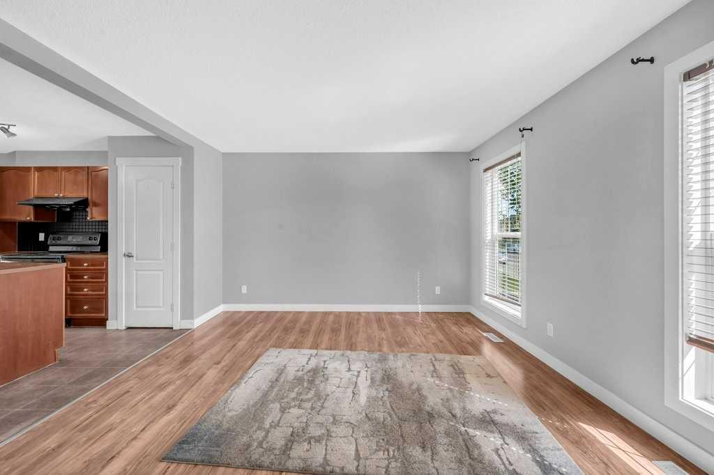 Picture for 9219 Saddlebrook Drive NE