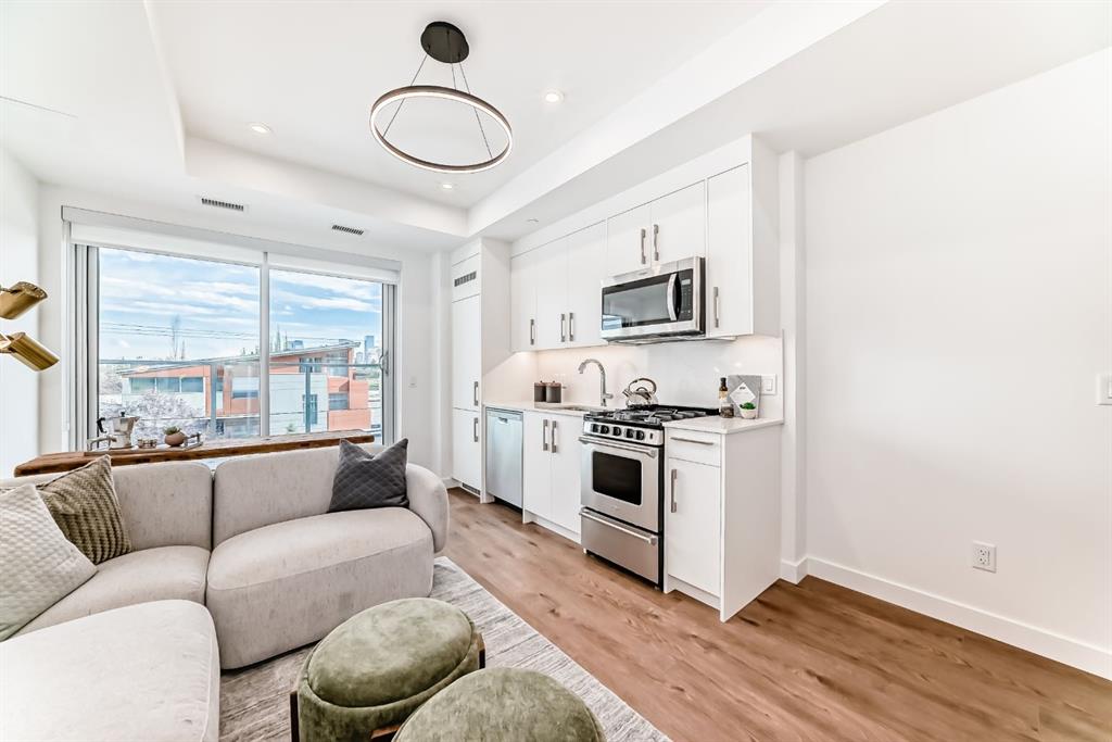 Picture for 236, 110 18A Street NW