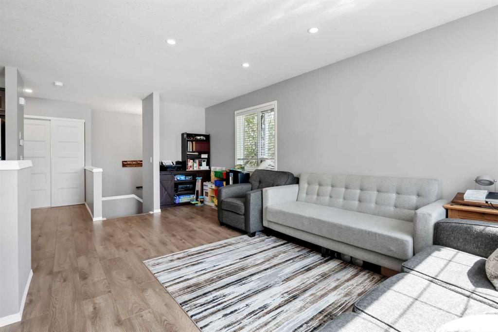 Picture for 224A 5 Avenue 