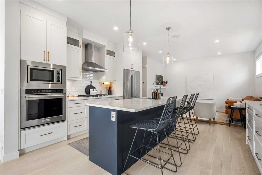 Picture for 1303 18 Avenue NW