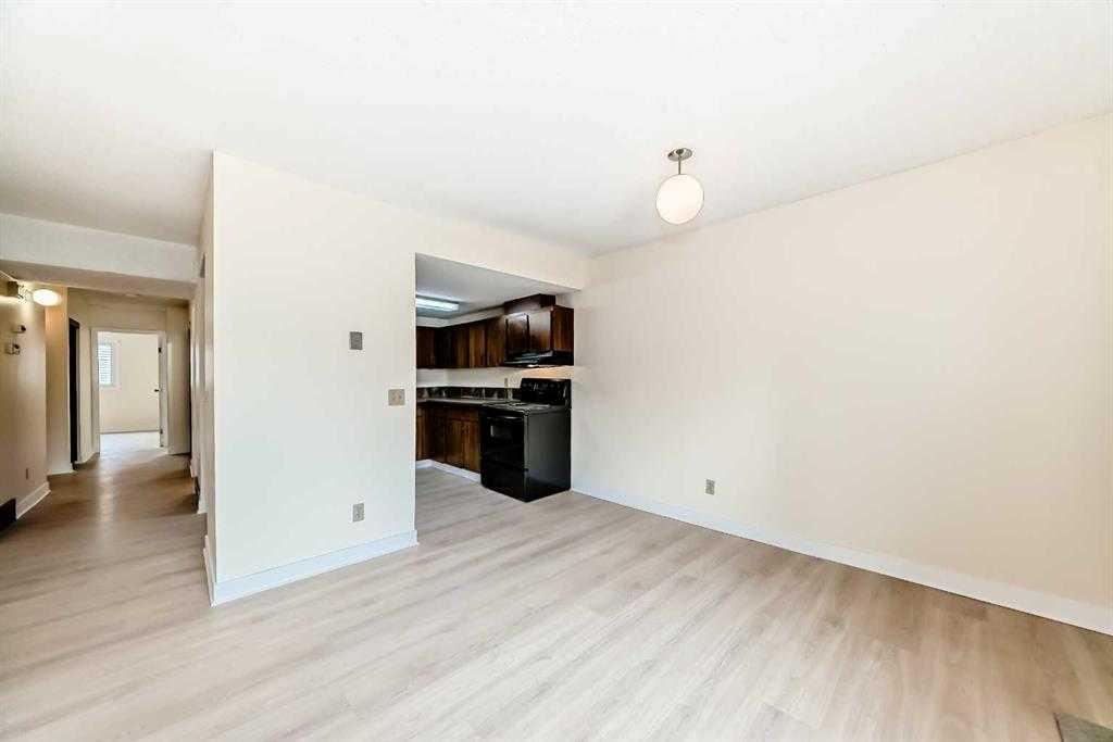 Picture for 702, 1540 29 Street NW