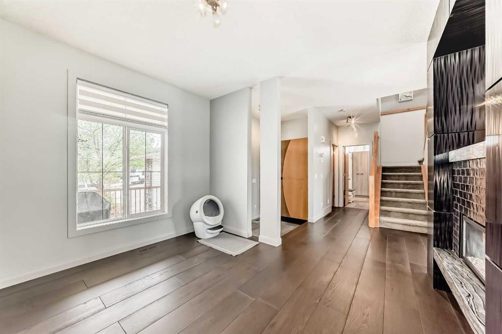 Picture for 11 Cresthaven Bay SW