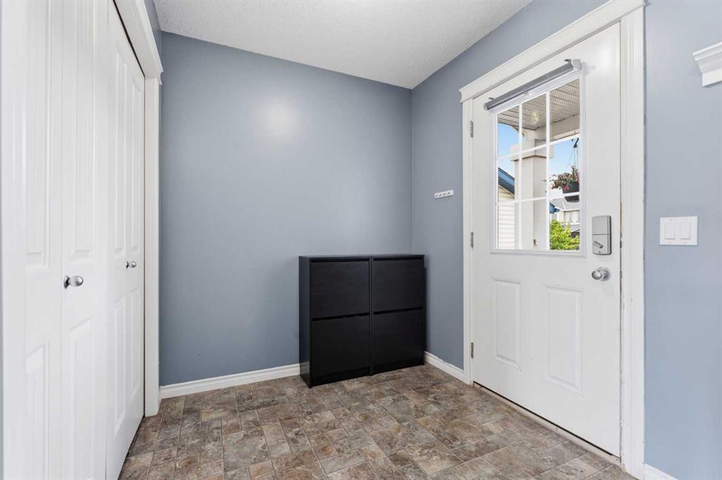 Picture for 344 Sagewood Place SW