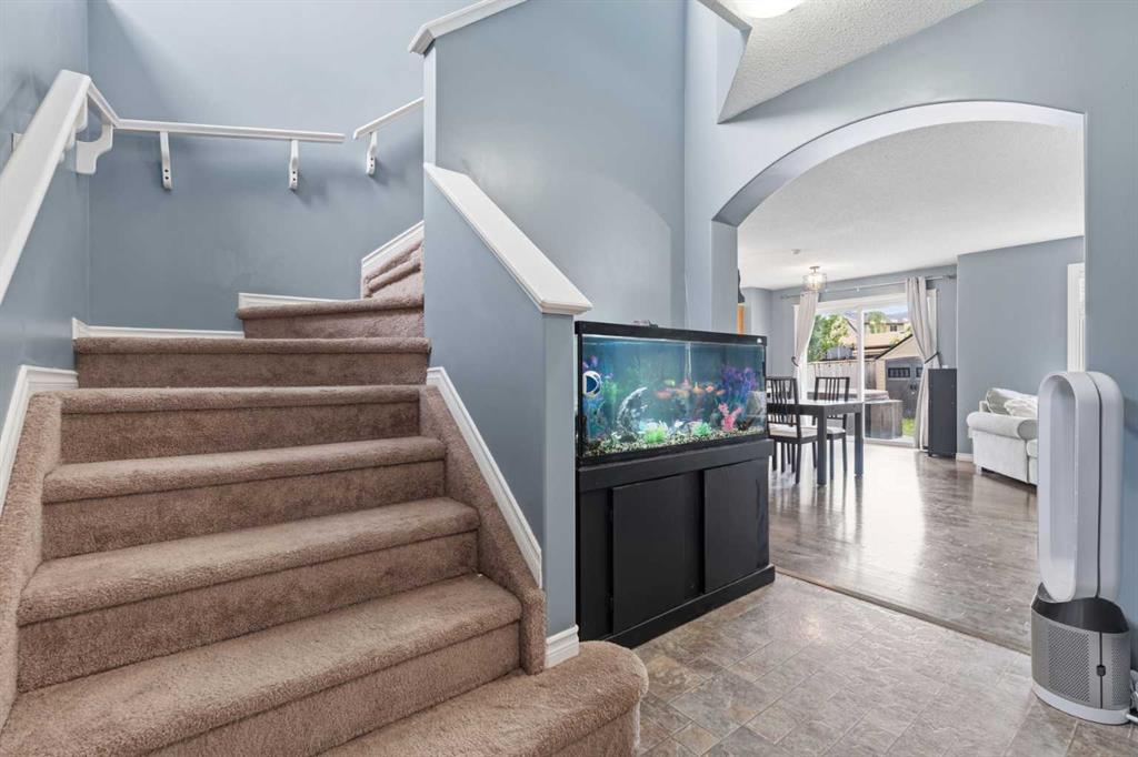 Picture for 344 Sagewood Place SW