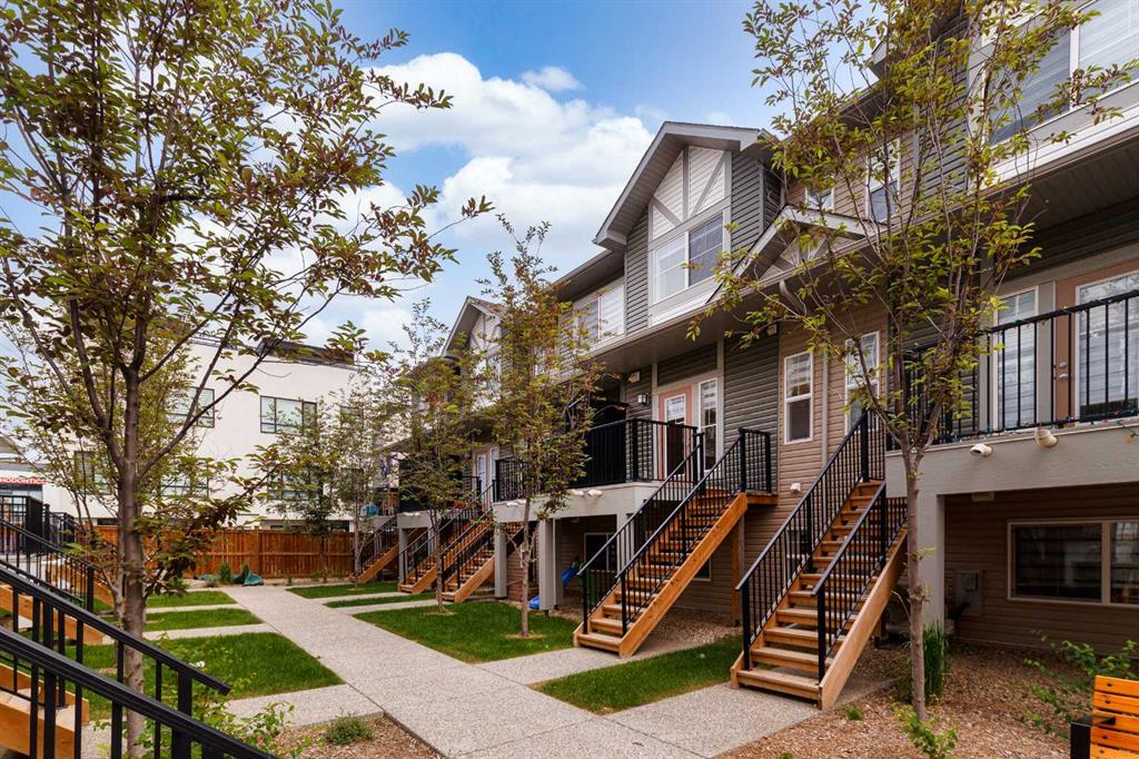 Picture for 930 Sage Hill Grove NW