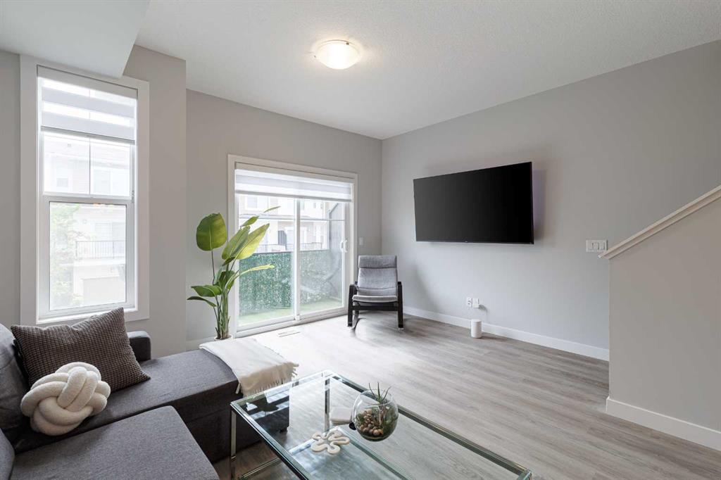 Picture for 930 Sage Hill Grove NW