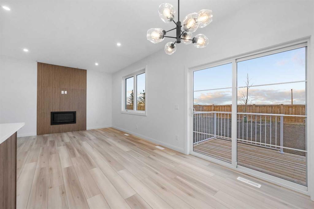 Picture for 142 Northern Lights Crescent  https://www.cirrealty.ca/reb/creb/52/A2263352_18.jpg