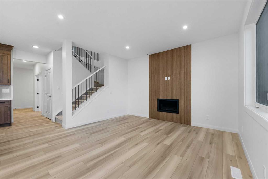 Picture for 142 Northern Lights Crescent  https://www.cirrealty.ca/reb/creb/52/A2263352_24.jpg
