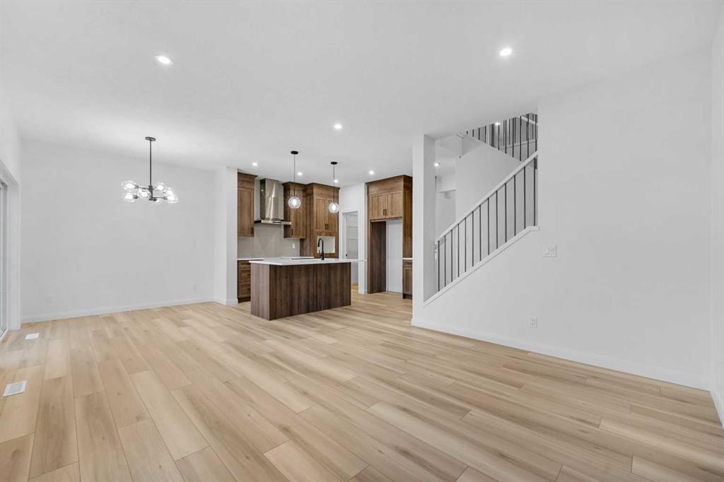 Picture for 142 Northern Lights Crescent  https://www.cirrealty.ca/reb/creb/52/A2263352_26.jpg