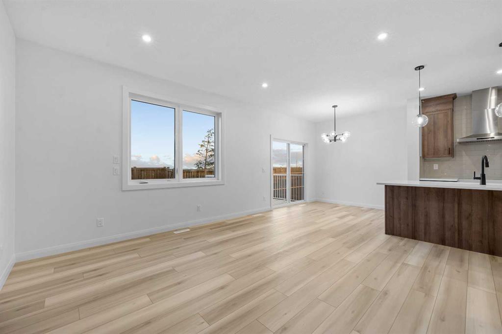 Picture for 142 Northern Lights Crescent  https://www.cirrealty.ca/reb/creb/52/A2263352_27.jpg