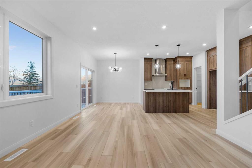 Picture for 142 Northern Lights Crescent  https://www.cirrealty.ca/reb/creb/52/A2263352_28.jpg