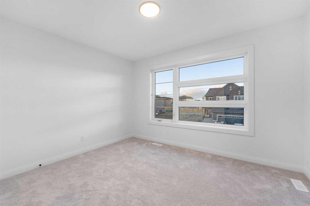 Picture for 142 Northern Lights Crescent  https://www.cirrealty.ca/reb/creb/52/A2263352_41.jpg