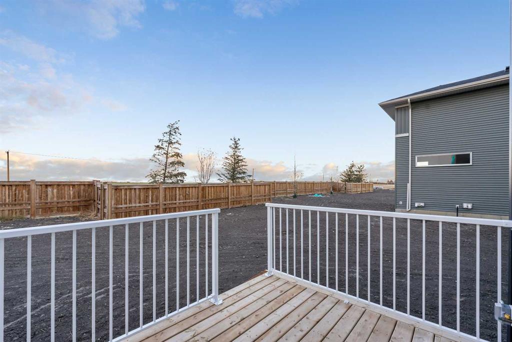 Picture for 142 Northern Lights Crescent  https://www.cirrealty.ca/reb/creb/52/A2263352_47.jpg