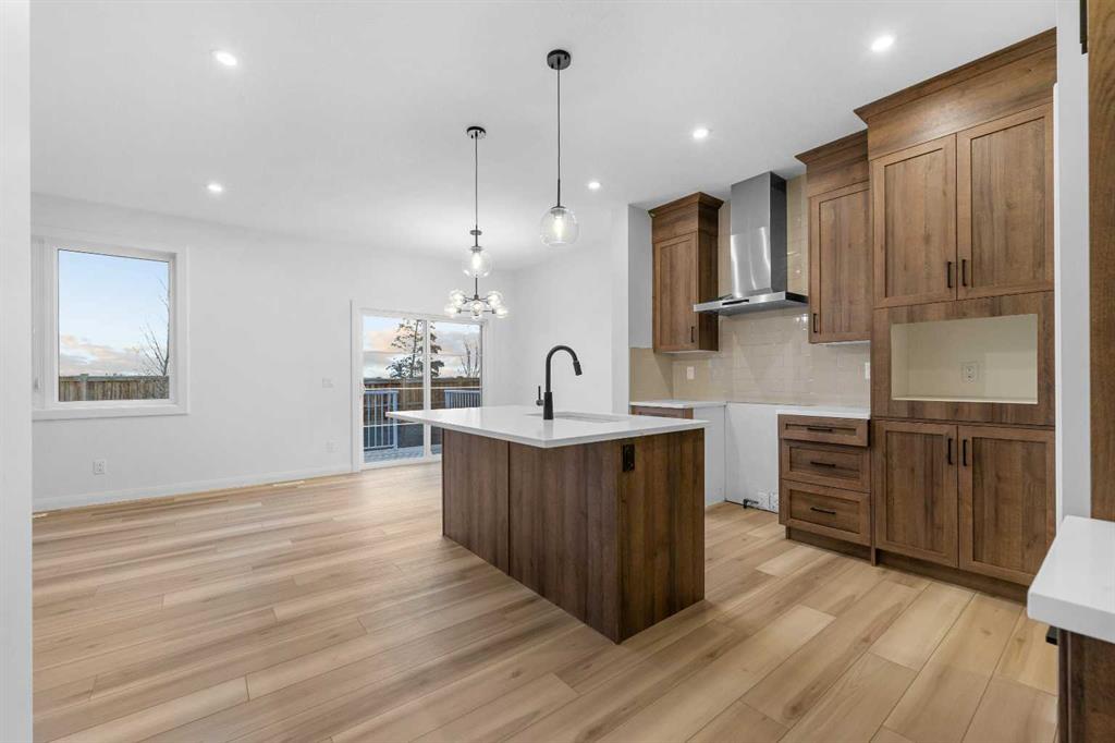 Picture for 142 Northern Lights Crescent  https://www.cirrealty.ca/reb/creb/52/A2263352_9.jpg