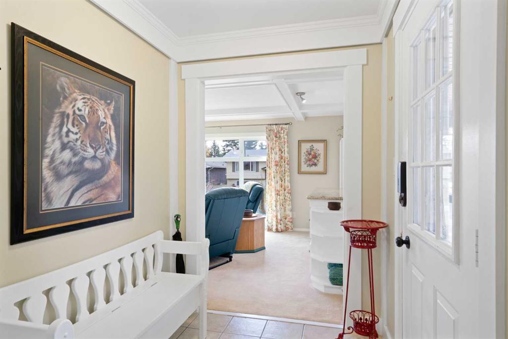 Picture for 9632 Oakcliffe Drive SW