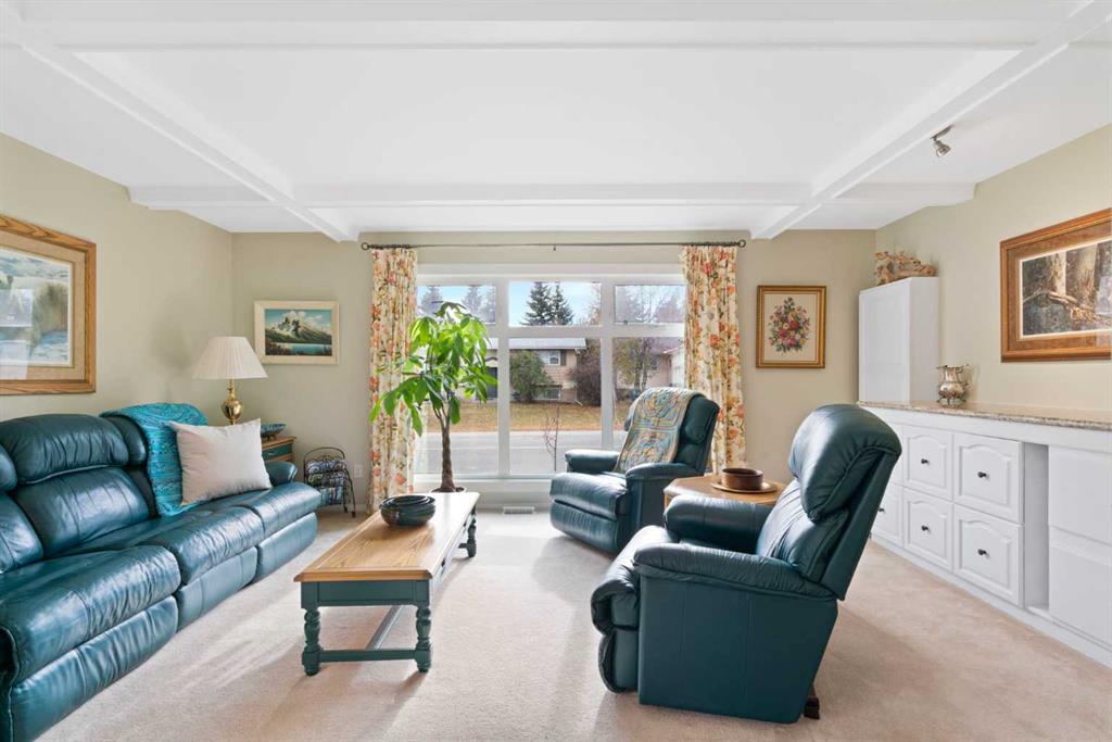 Picture for 9632 Oakcliffe Drive SW