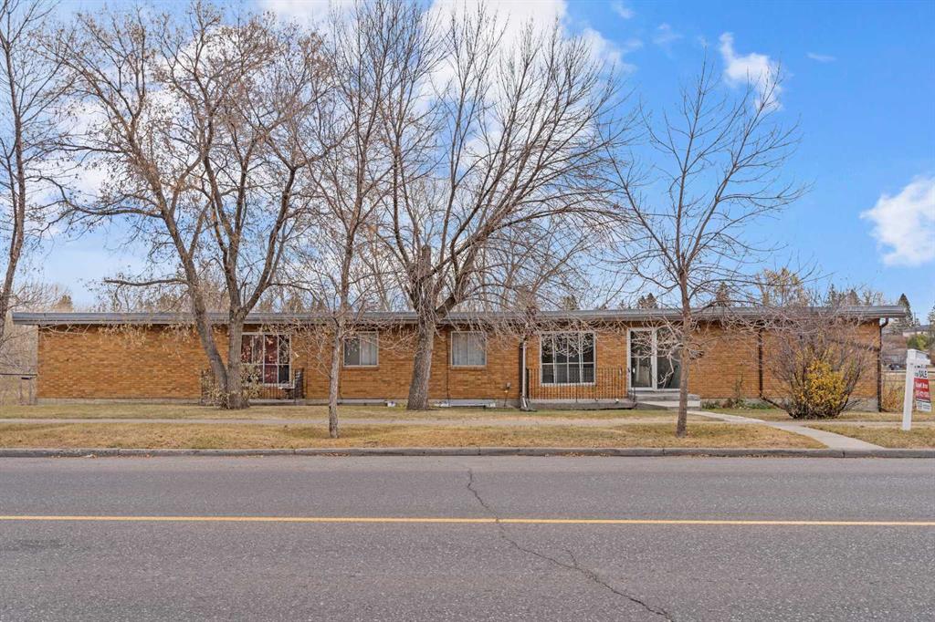 Picture for 205, 4328 4 Street NW