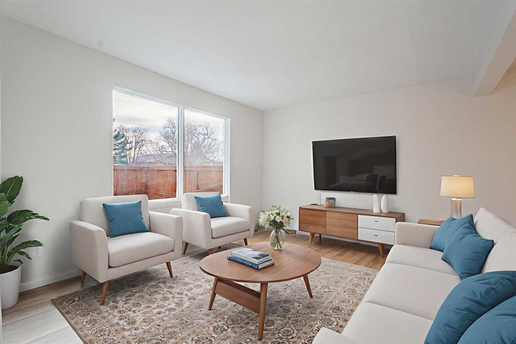 Picture for 110, 330 Canterbury Drive SW