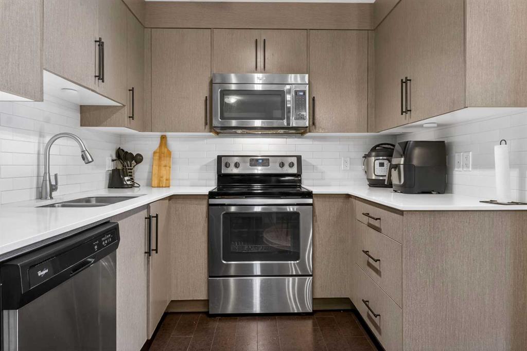 Picture for 4403, 302 Skyview Ranch Drive NE