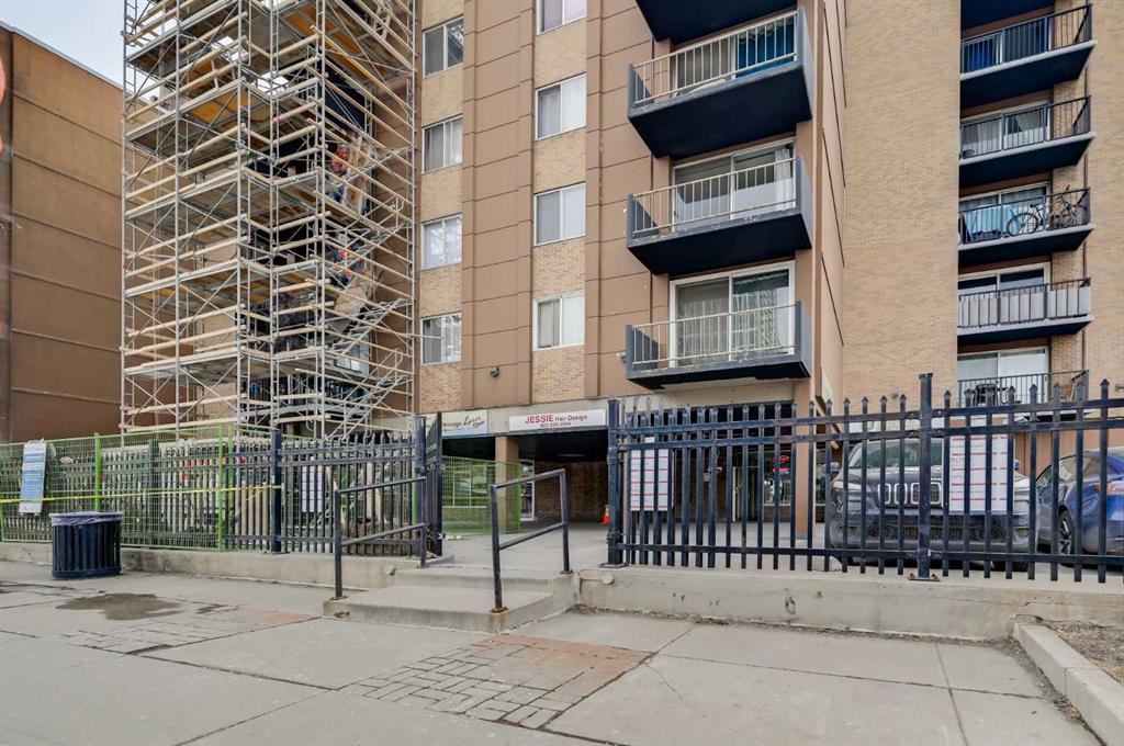 Picture for 810, 519 17 Avenue SW