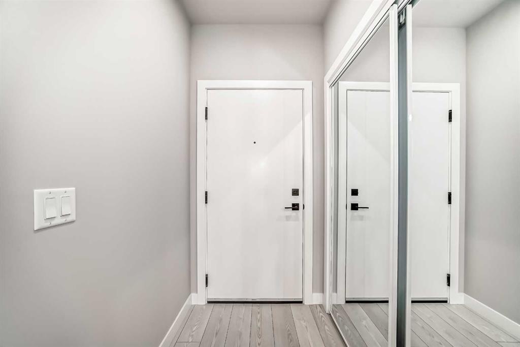 Picture for 206, 110 18a street nw  