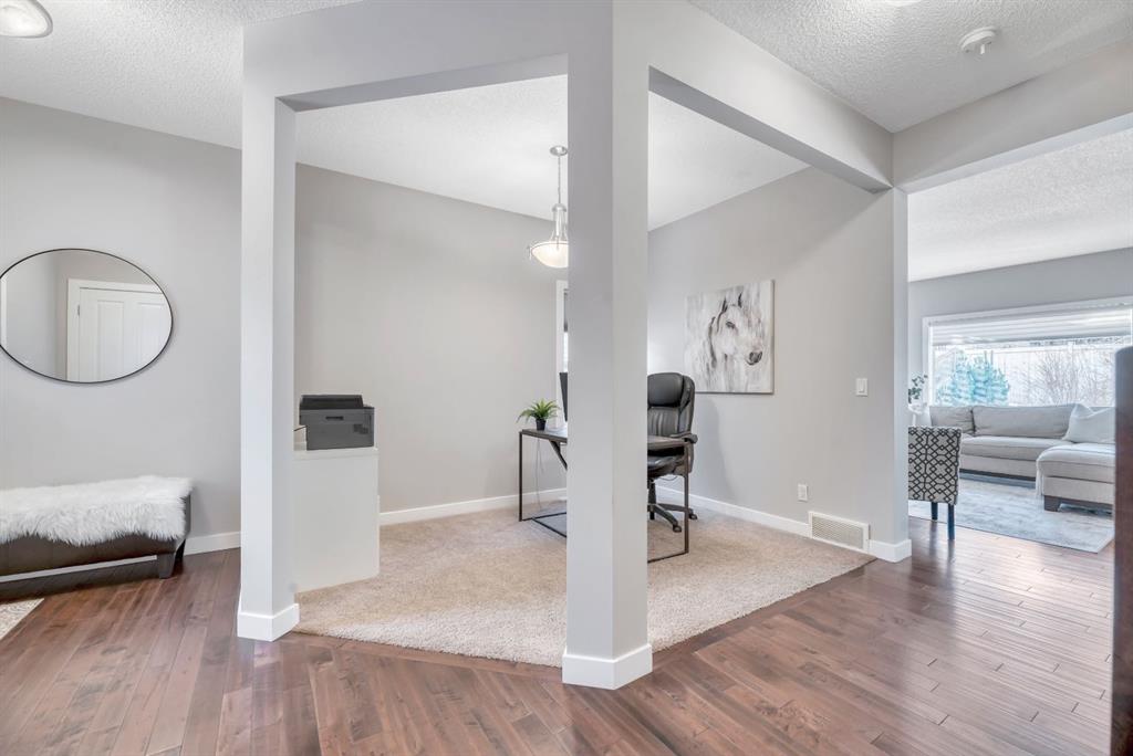 Picture for 175 Everbrook Drive SW