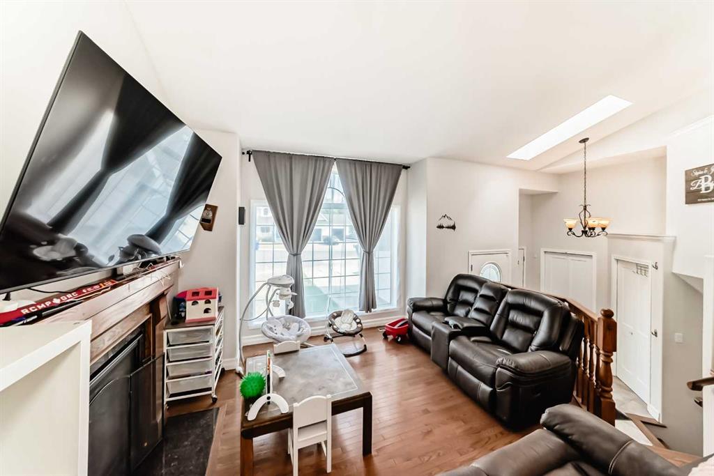 Picture for 6216 Douglas Place 