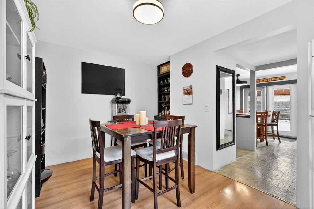 Picture for 941 Ranchview Crescent NW