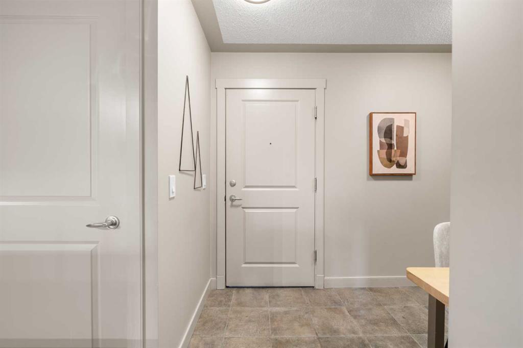 Picture for 101, 2233 34 Avenue SW