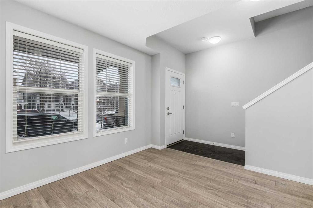 Picture for 506, 280 Williamstown Close NW