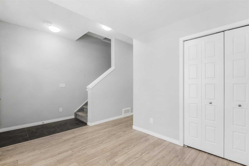 Picture for 506, 280 Williamstown Close NW