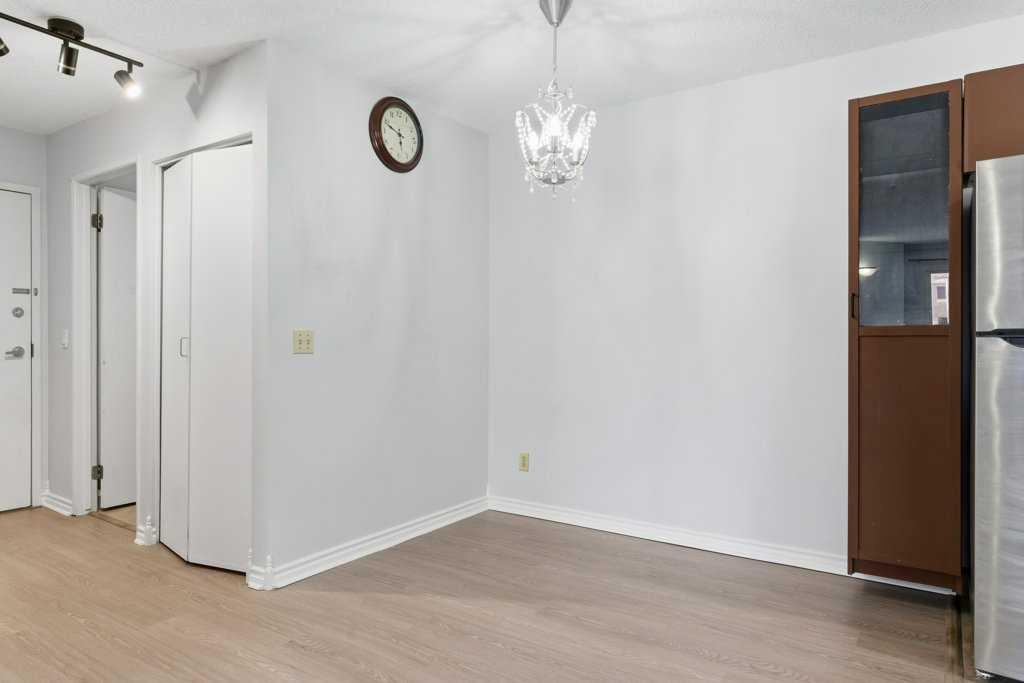 Picture for 2414 Edenwold Heights NW