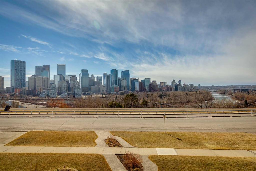 Picture for 228 Crescent Road NW