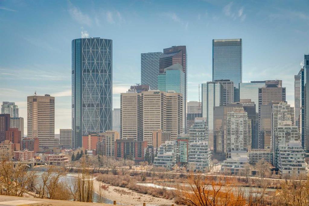 Picture for 228 Crescent Road NW