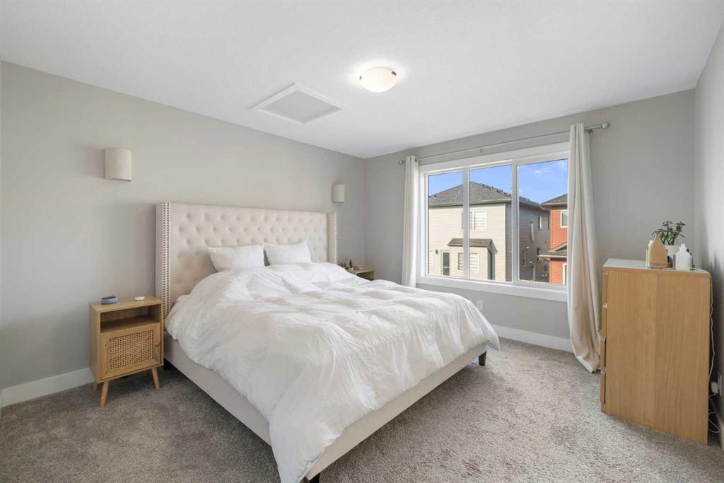 Picture for 53 Savanna Heath NE