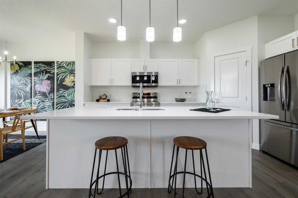 Picture for 300 Edgefield Close 